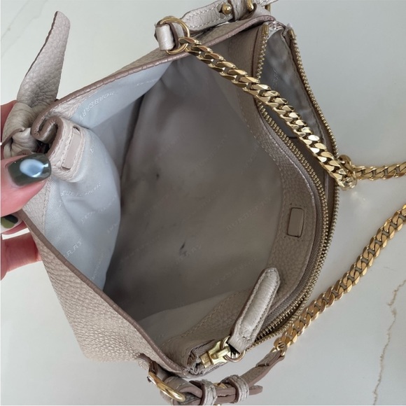 Burberry bag - Picture 7 of 15